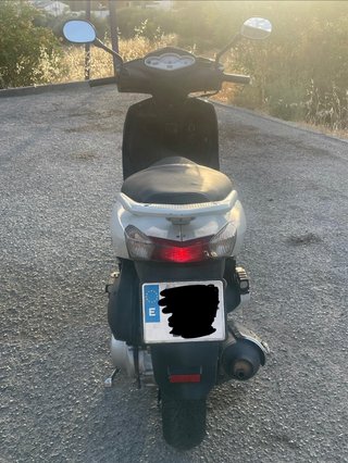 Honda Dylan 125 Scooter Blanca 2006 (etiqueta B)