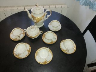 Servizio da the porcellana decorato oro