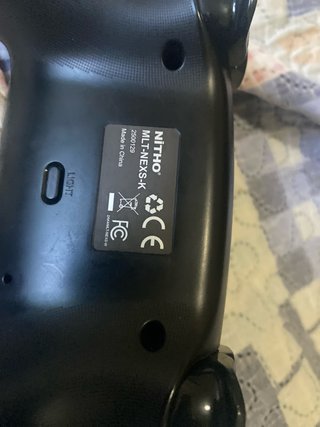 Mando Nintendo Negro con Diseño