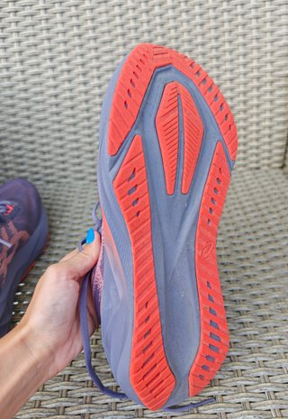 Zapatillas ASICS Novablast Talla 44