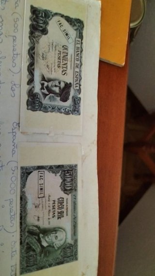Álbum de cromos Dinero de todos los países