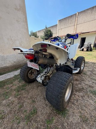 Suzuki LTZ 400