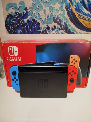 Nintendo Switch V2+Mario Kart 8 Deluxe+Hogwarts