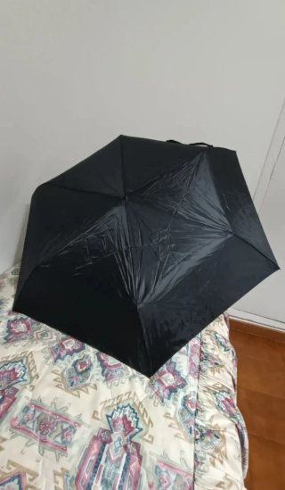 Paraguas H&M Negro Plegable