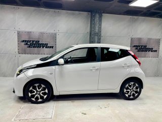 Toyota Aygo 1.0 70 x-play