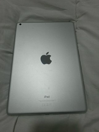 iPad 10.2 2021 64Gb Argento