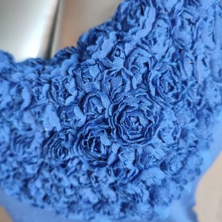 Camiseta tirantes azul con rosas Talla M