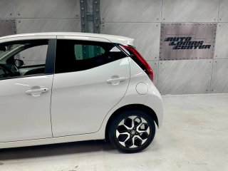 Toyota Aygo 1.0 70 x-play
