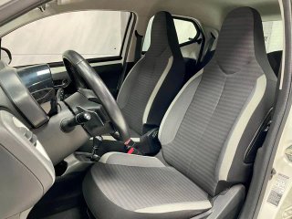 Toyota Aygo 1.0 70 x-play