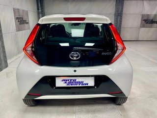 Toyota Aygo 1.0 70 x-play