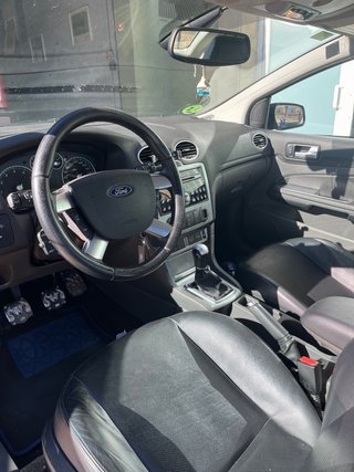 Ford Focus Cabrio Titanium 2.0 Gasolina 145 CV – 2