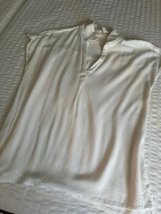 Lote Ropa: Chaqueta Negra y Sudadera Morada