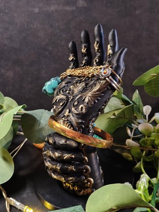 Supporto per gioielli a mano ornamentale 3D