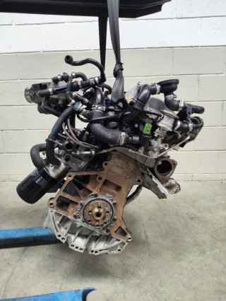 Motor completo Audi A4 1.8 turbo BFB de 2005.