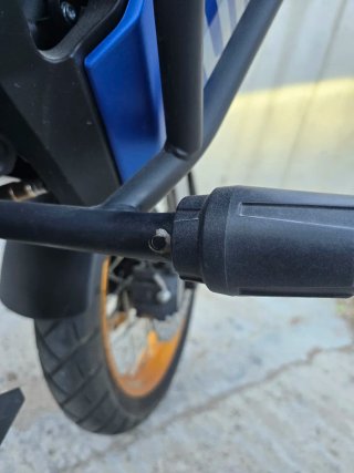 Voge 525 DSX Azul y Blanca
