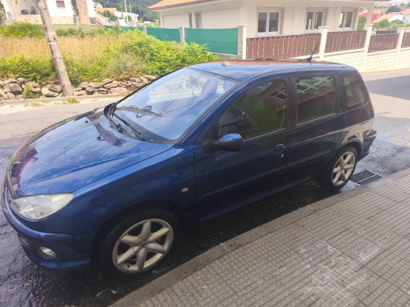 Peugeot 206 2004 - foto 1