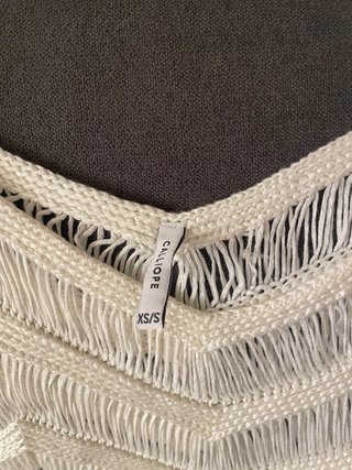 Camiseta tirantes crochet con flecos