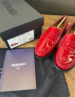 Mocasines Sebago charol rojo