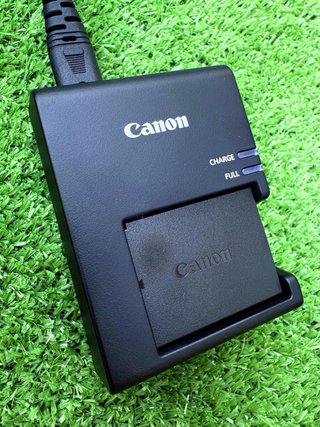 Canon EOS 2000D Kit EF-S 18-55mm III