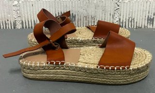Sandalias de esparto y polipiel marrón