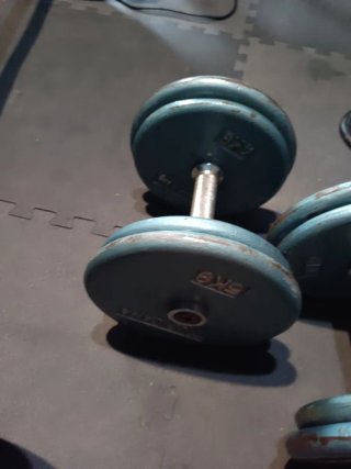 2 Mancuernas 18kg cada 1 más la barra