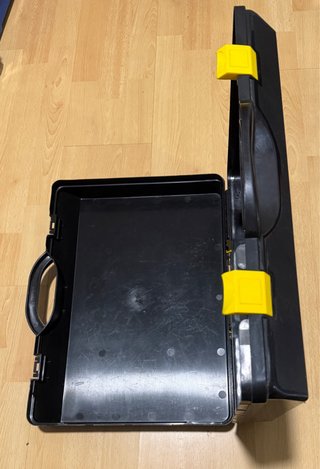 Caja de herramientas (vacía)