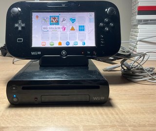 Nintendo Wii U Nera + Controller