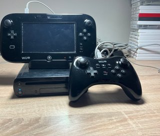 Nintendo Wii U Nera + Controller