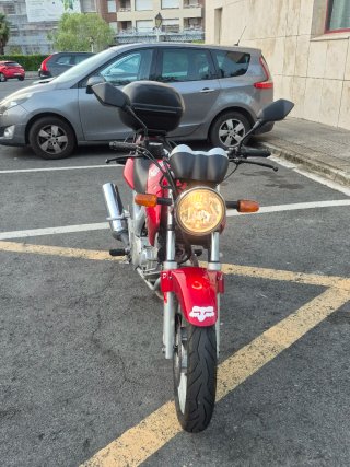 Honda CBF 250 - 2004. Vitoria-Gasteiz