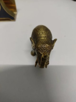 Lote: Reloj elefante y adorno de oso
