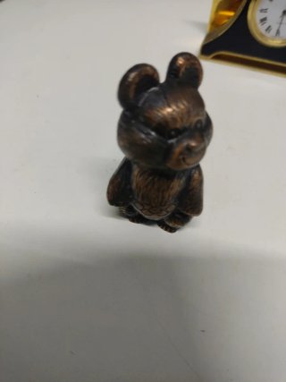 Lote: Reloj elefante y adorno de oso
