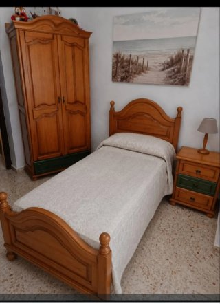 Dormitorio juvenil provenzal madera