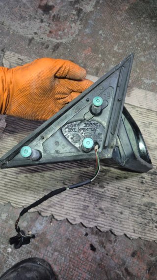 Espejo retrovisor derecho BMW E60 525