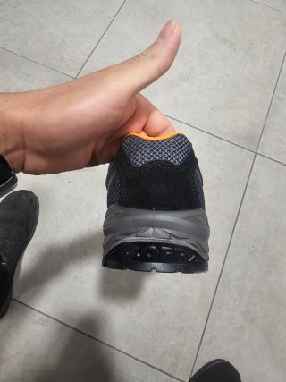 Botas de seguridad Cofra negras y naranjas