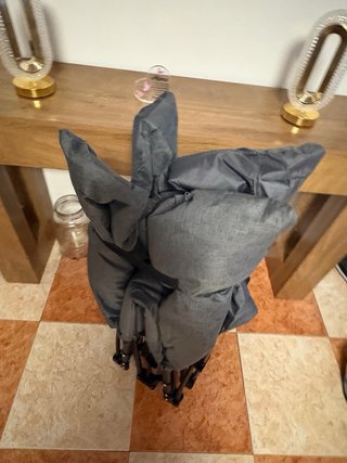 Cama de camping plegable gris