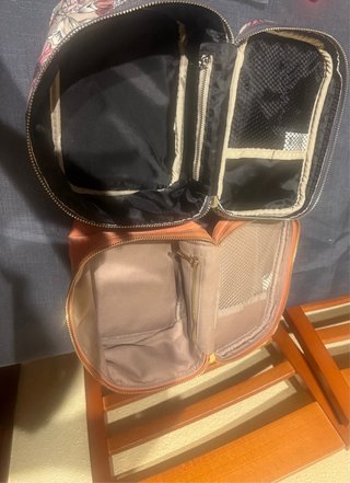 2 Neceseres del Parfois Naranja y Rosa