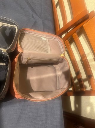 2 Neceseres del Parfois Naranja y Rosa