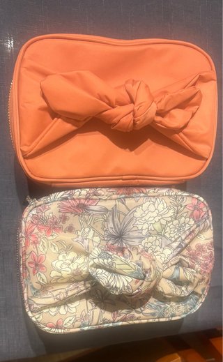 2 Neceseres del Parfois Naranja y Rosa