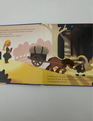 3 libros: Robin dels Boscos, La Bella i La Bestia