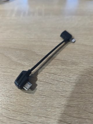 Adattatore Sony Lightning (Apple) a Micro-USB