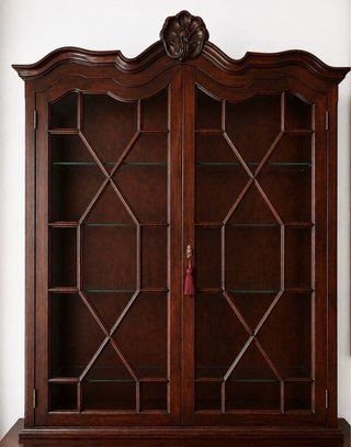 Vitrina de madera y cristal