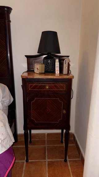 Conjunto habitación madera antiguo