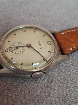 Reloj Fortis Militar Marrón/Plateado
