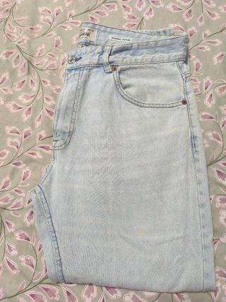 Pantalón vaquero hombre roto ancho