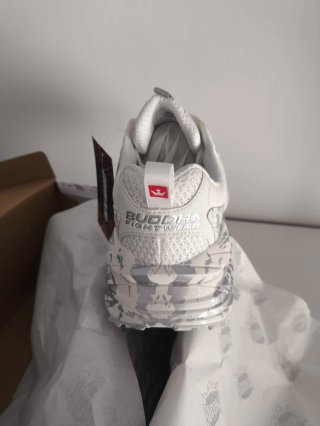 Buddha Fightwear Zapatillas Blancas y Grises