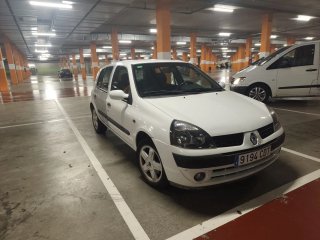 Renault Clio 2003