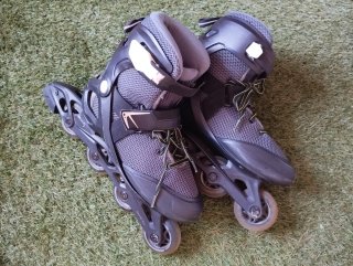Patines en línea talla 42 + bolsa