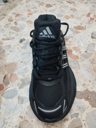 Scarpe Adidas adistar nere
