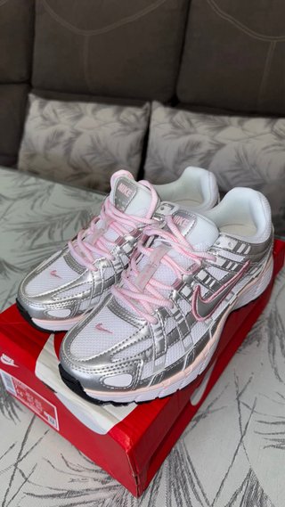 Zapatillas Nike P6000 Rosa y Plateadas Numero 38