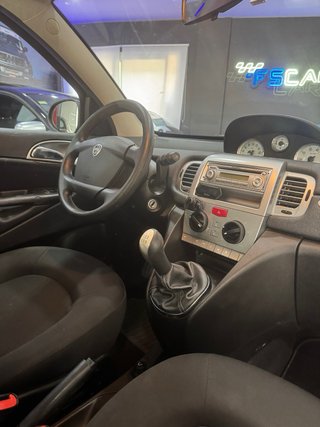 LANCIA YPSILON 🟡 1.3 JTD 75cv 2011 PERFECTO ESTADO